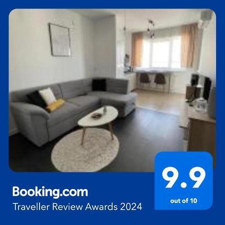 Апартаменти Apartament Onestilor Орадя Екстер'єр фото
